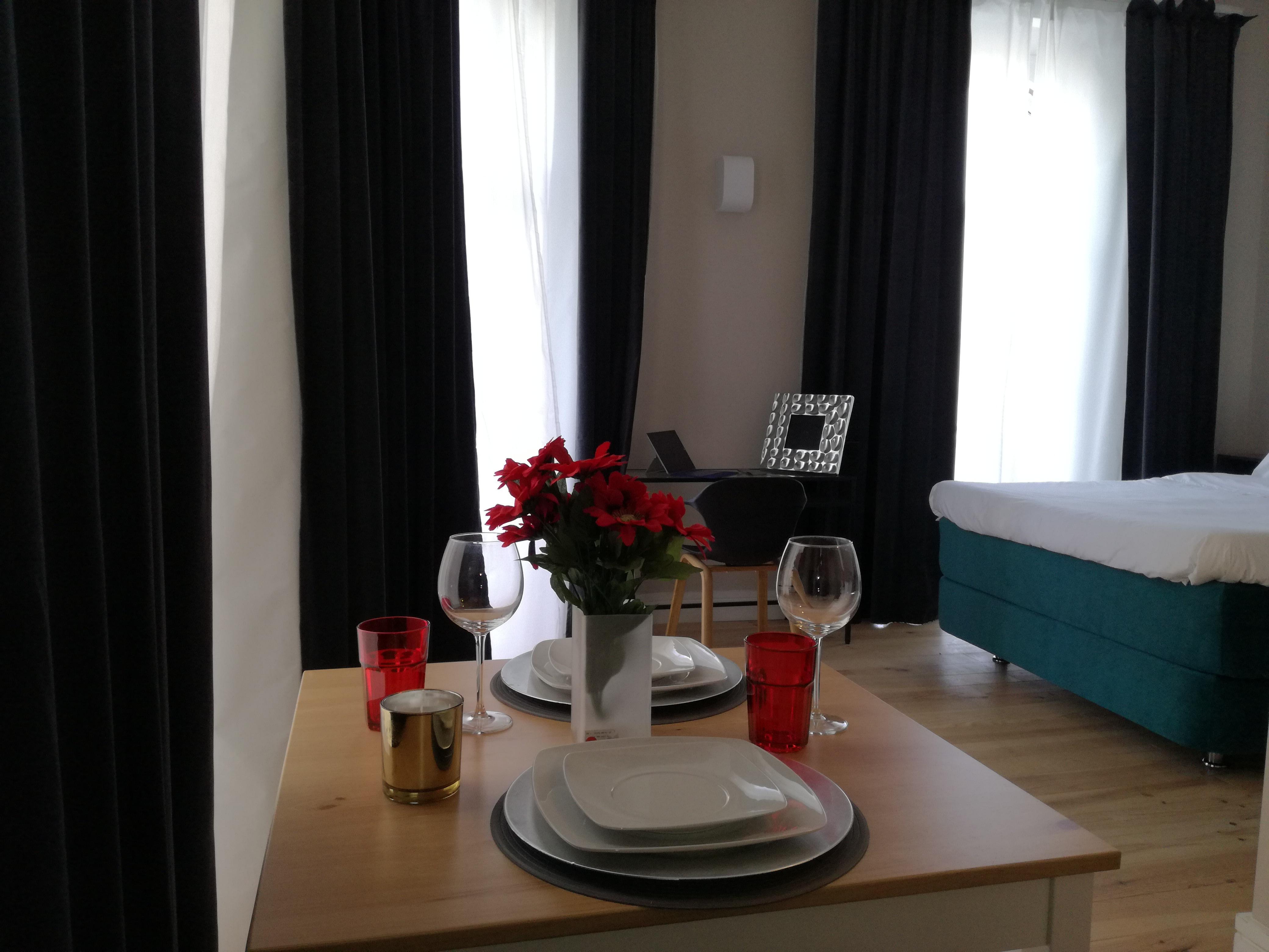 Temple Suites Guesthouse ปอร์ติเมา ภายนอก รูปภาพ