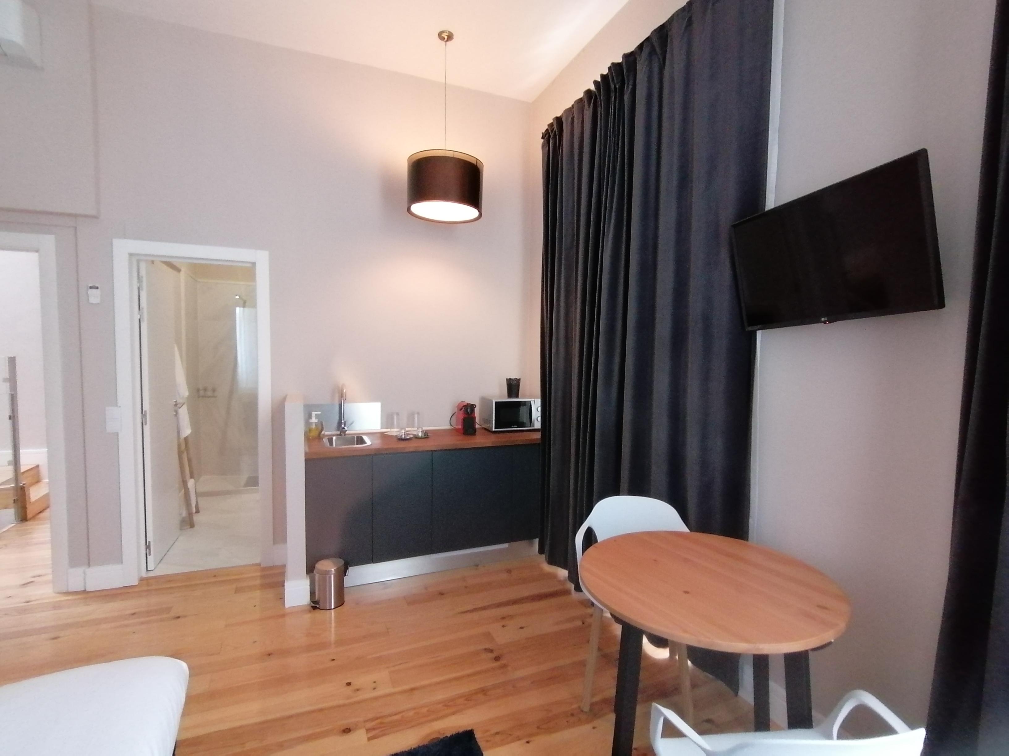 Temple Suites Guesthouse ปอร์ติเมา ภายนอก รูปภาพ