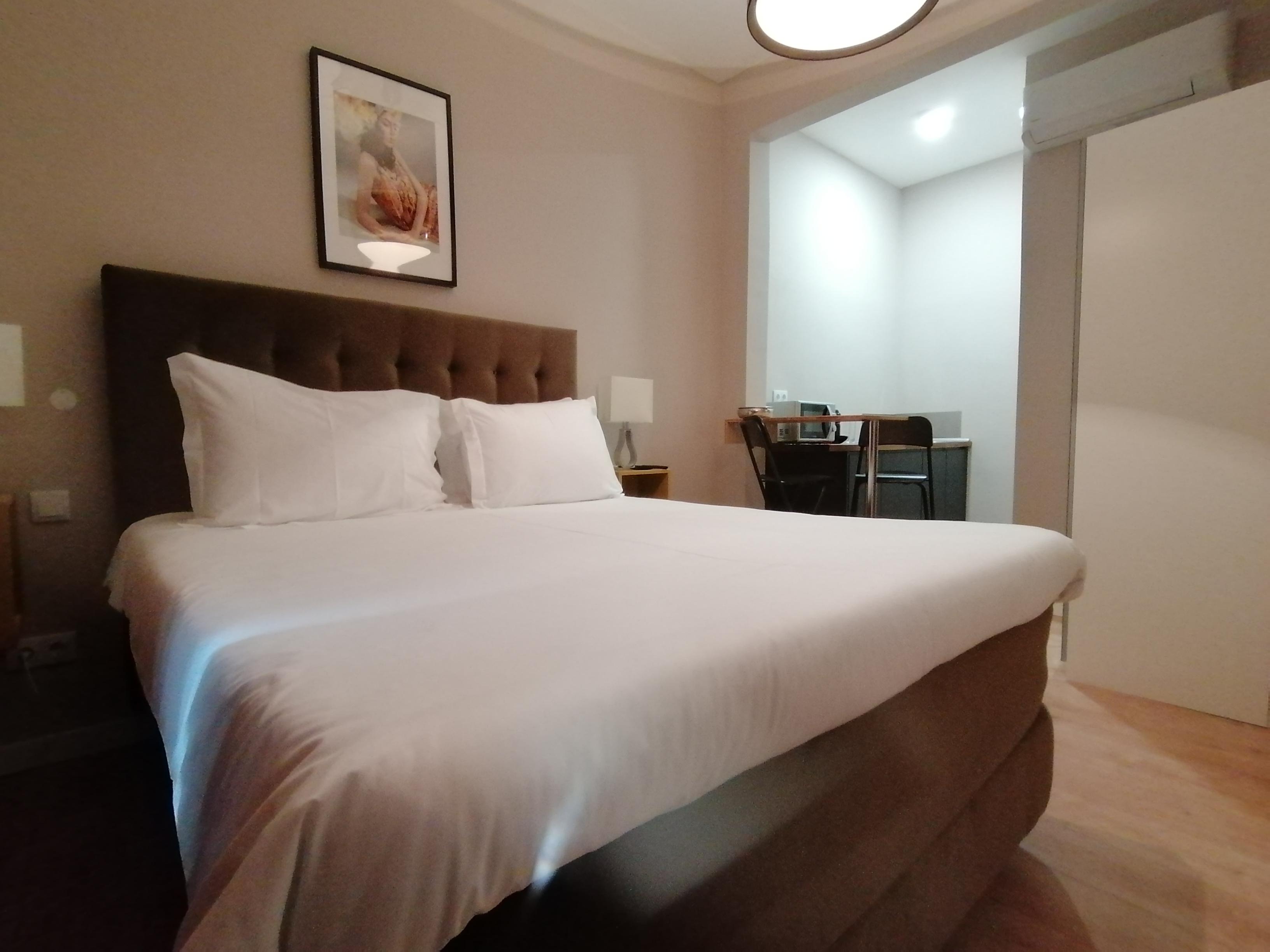 Temple Suites Guesthouse ปอร์ติเมา ภายนอก รูปภาพ