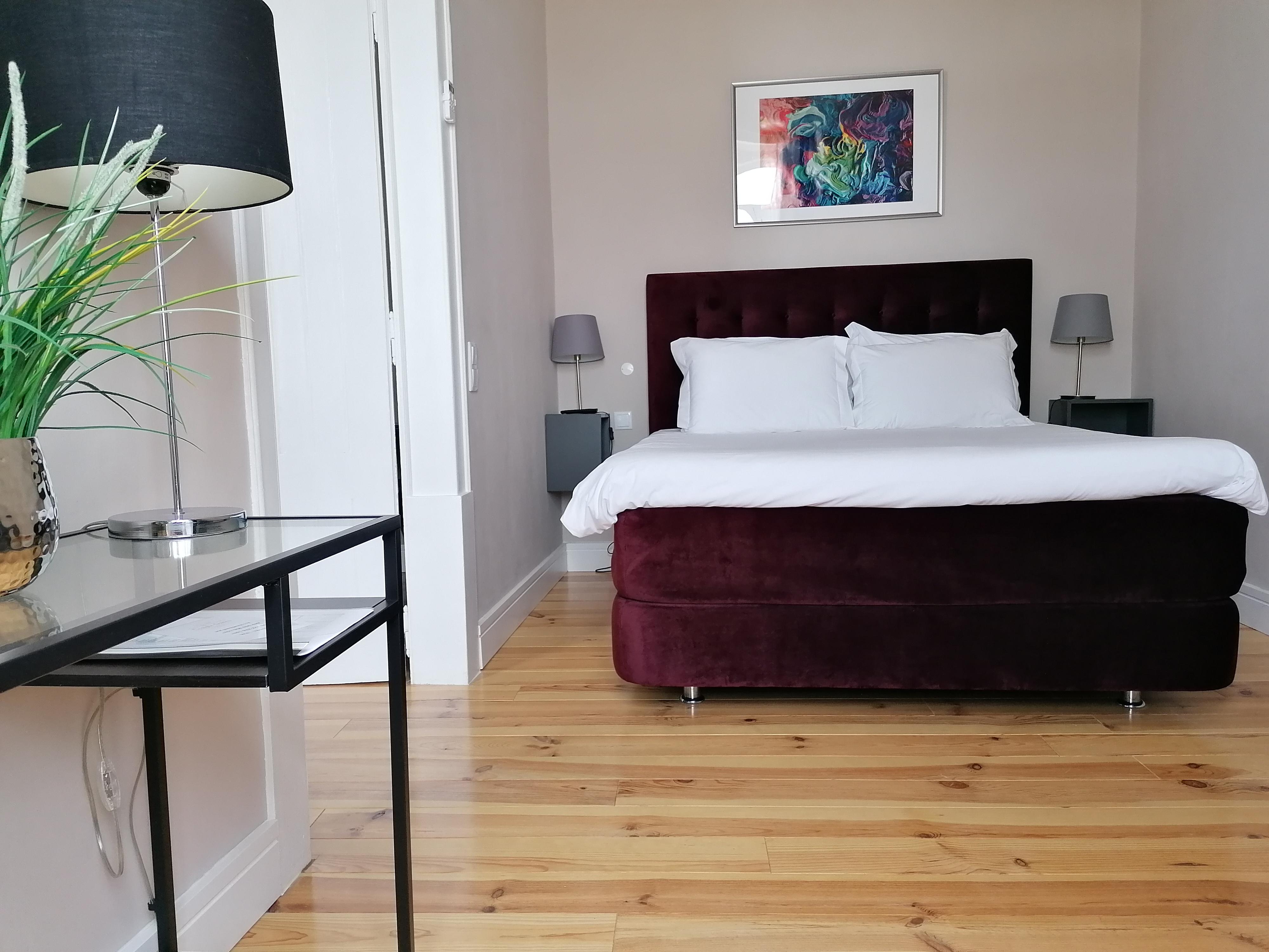 Temple Suites Guesthouse ปอร์ติเมา ภายนอก รูปภาพ