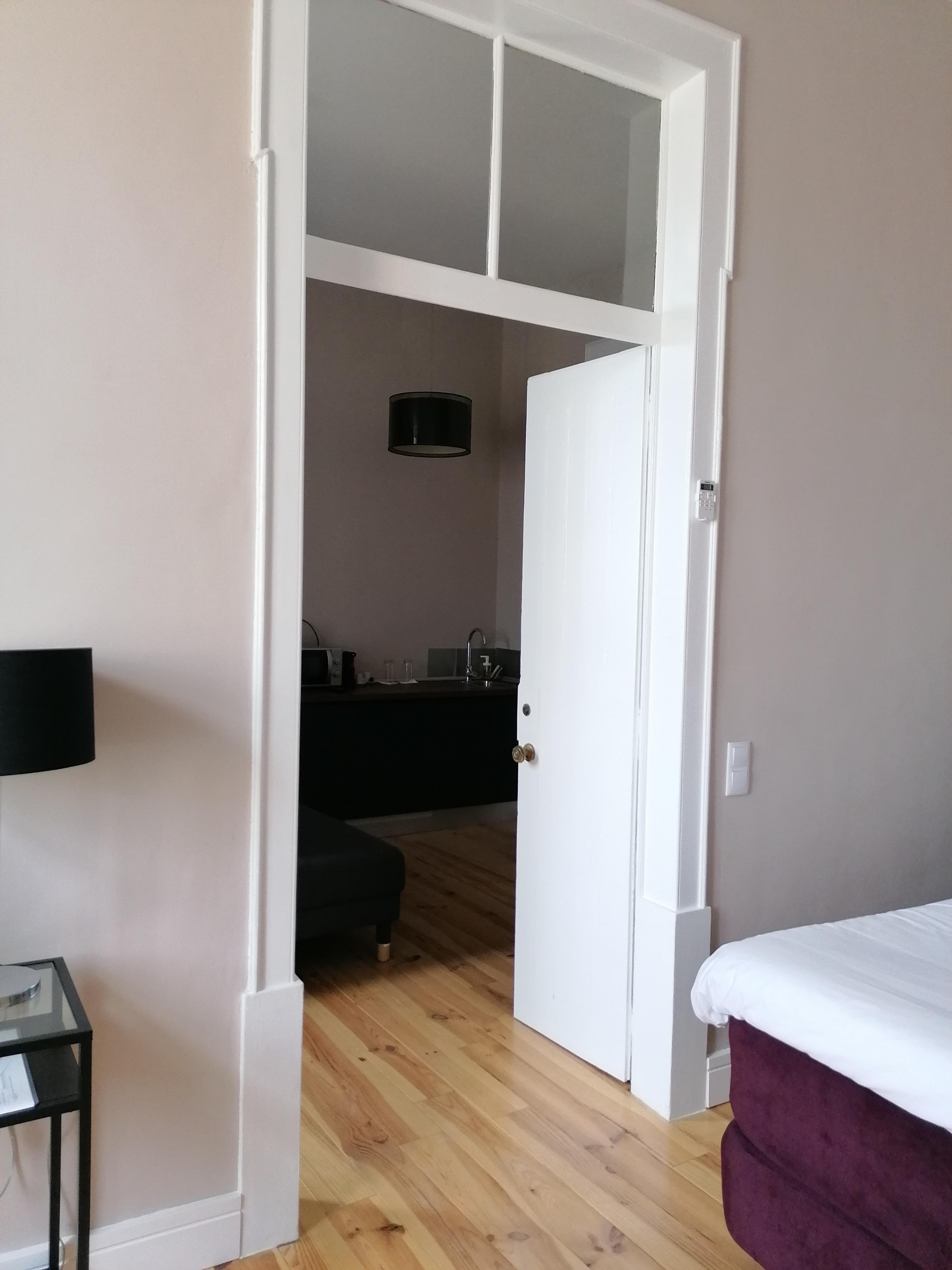 Temple Suites Guesthouse ปอร์ติเมา ภายนอก รูปภาพ